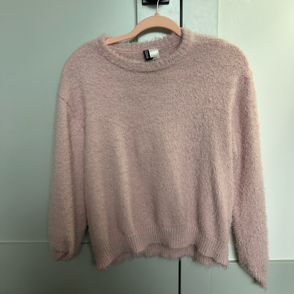 Soft Pink Fuzzy Knit Sweater ✧ cozy fluffy cropped aesthetic